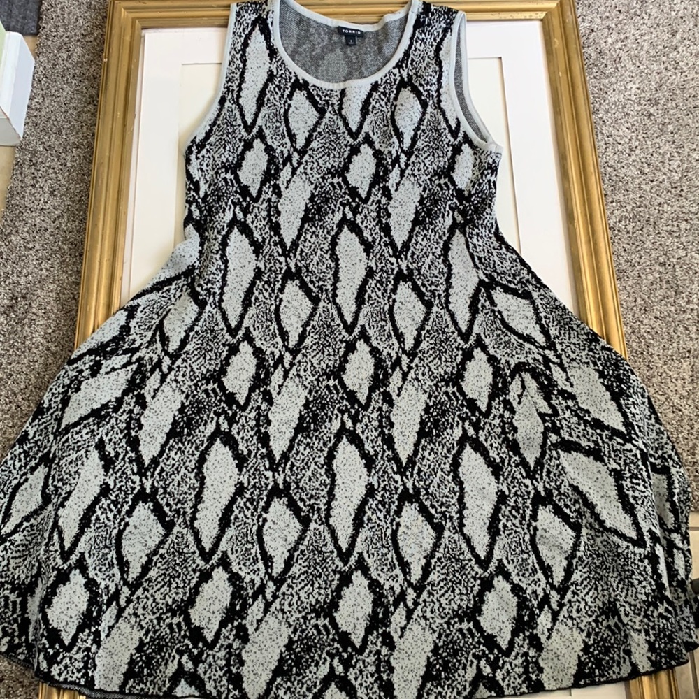 Torrid sweater dress snake prints dress size 2 plus size - Picture 4 of 13